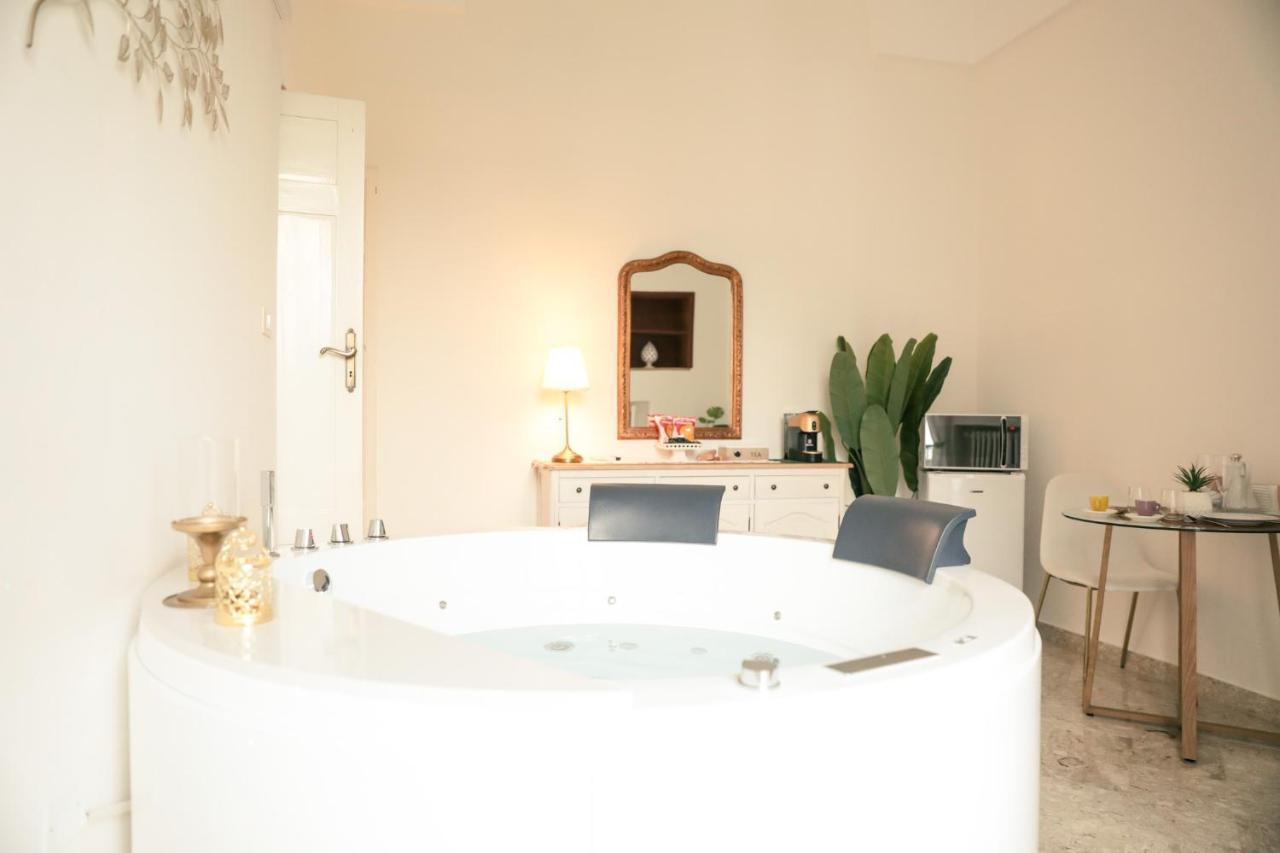 Suite La Terrazza Di Don Peppino Ostuni Εξωτερικό φωτογραφία